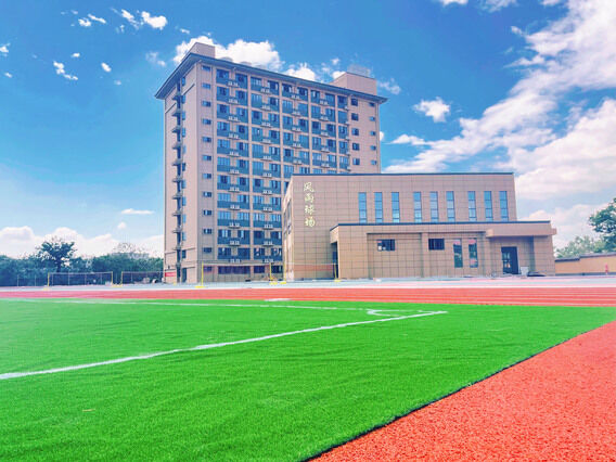 高安中等专业学校举行校企合作签约仪式